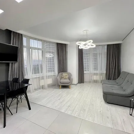 44 Pearl Stylish 1-Bedroom Apartment Odesa Exterior photo